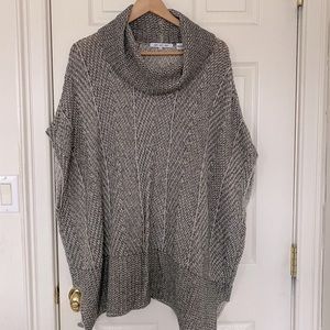 Women’s poncho